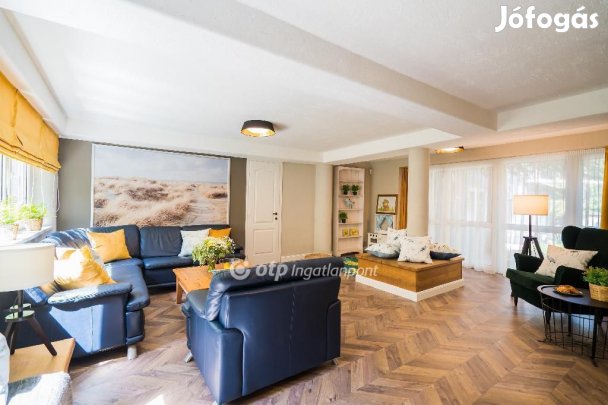 592 nm-es ház eladó Siófok