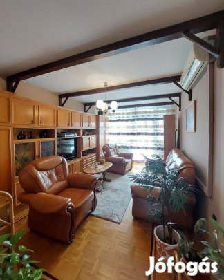 59 m, 2,5 szobás lakás Pécs kertváros, déli fekvésű erkély