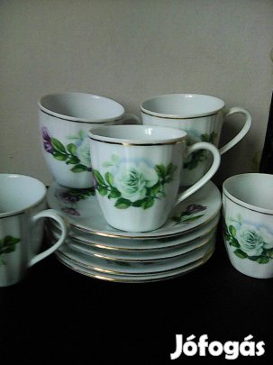 5 db -ból álló kávés készlet jelzett