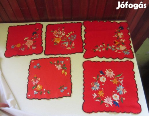 5 db kalocsai mintás terítő egyben