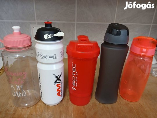 5 db műanyag kulacs eladó!