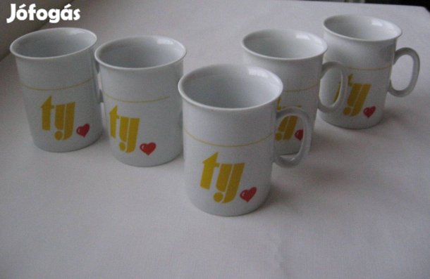 5 db porcelán bögre