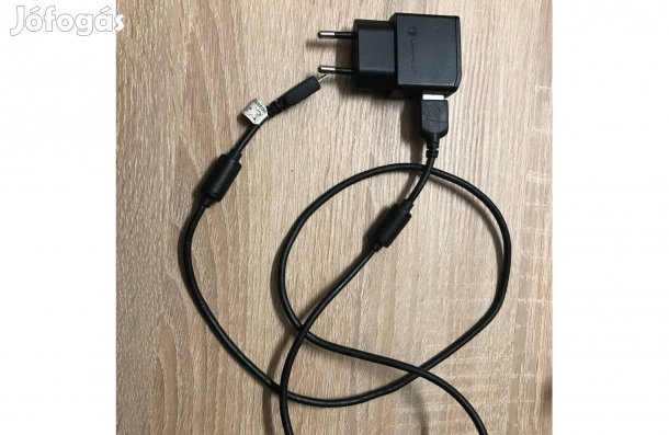 5 db régi telefontöltő egyben