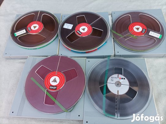 5 db retró 18-as magnó orsó szalaggal egyben.