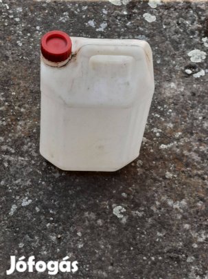 5 literes műanyag ballon eladó