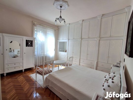 5 szobás belvárosi impozáns polgári ház eladó