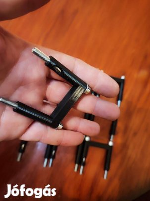 5db jura központi motor leszorító kengyel csavarokkal kompletten eladó