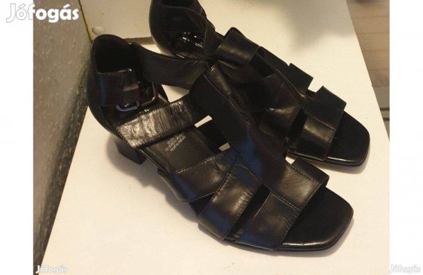 5th Auvenie human fekete szandál eladó