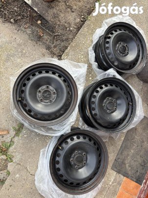 5x108 lyukelosztású 16" Ford lemezfelni garnitúra
