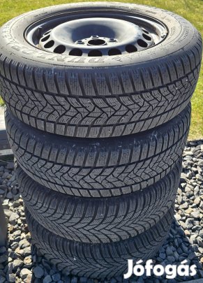 5x112 16" VW Lemezfelni,215/60r16 újszerű 7mm téligumival.