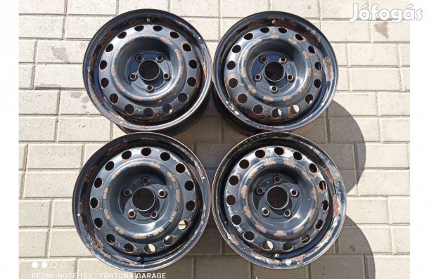 5x114.3 15" Hyundai használt lemezfelni garnitúra (681)