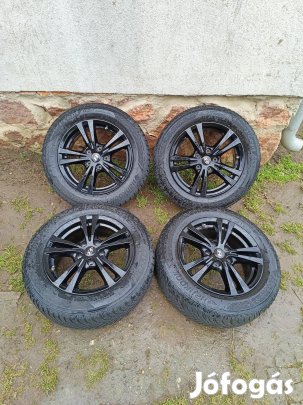 5x114,3 16 / 16" Gyári Hyundai / Kia alufelni 205/60 R16 téli gumi