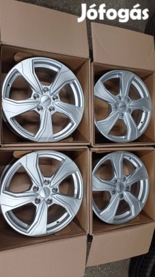 5x114,3 lyukosztású 17 colos új Dezent alu felni garnitúra, gyári Toyo