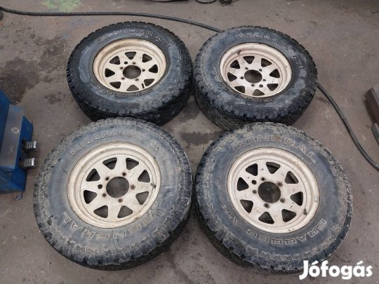 5x139.7 15 Samurai Vitara felni 235 / 75 15 gumi