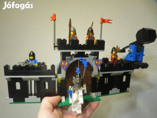 6059 Knights stronghold Lego vár Black Monarch castle
