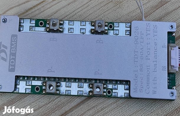 60A 8S 25.6V Lifepo4 BMS védőáramkör hőmérséklet mérővel ballanszeres