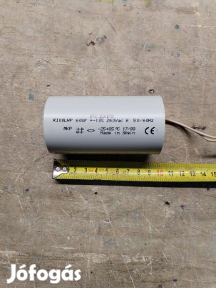 60 F, 250 VAC üzemi kondenzátor / fóliakondenzátor