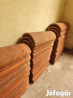 60 db Hódfarkú keskeny tondach kúpcserép kúp cserép