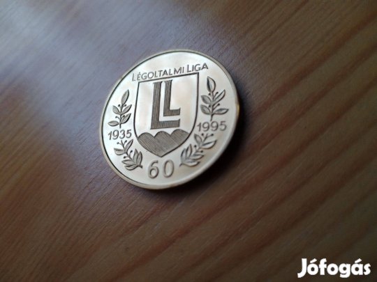 60 éves 1935-1995 Légoltalmi Liga aranyozot emlékérem