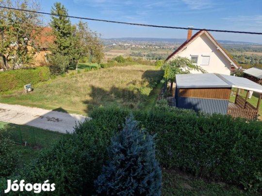 60 nm-es ház eladó Alsópáhok
