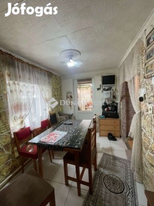 60 nm-es ház eladó Baja