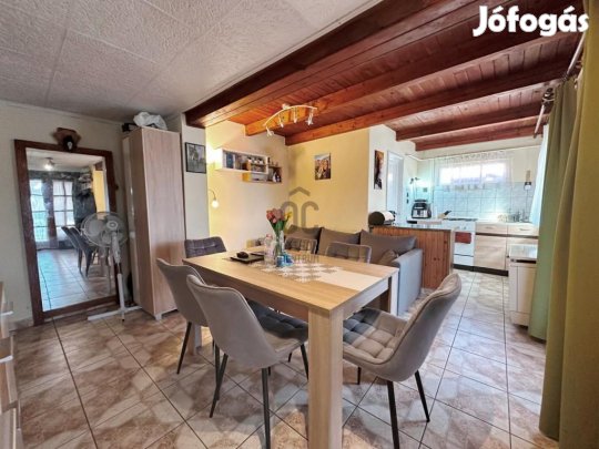 60 nm-es ház eladó Csákvár