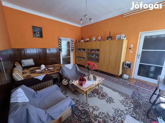 60 nm-es ház eladó Debrecen