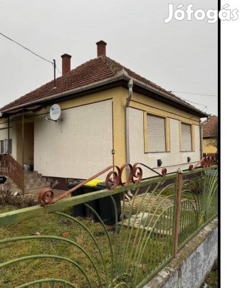 60 nm-es ház eladó Görbeháza #4789197