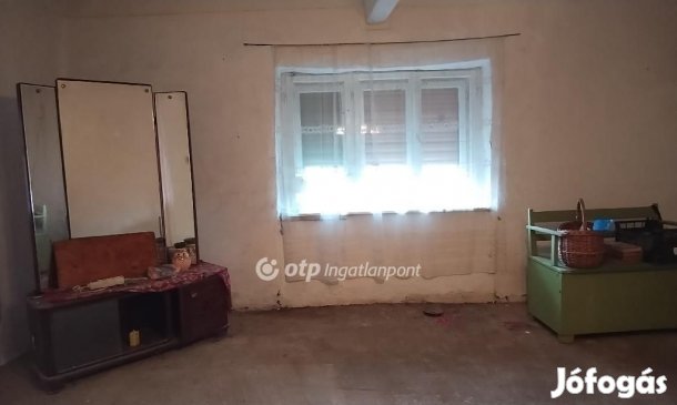 60 nm-es ház eladó Hajdúszovát