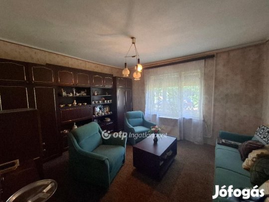 60 nm-es ház eladó Kisnána