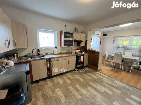 60 nm-es ház eladó Tápiógyörgye