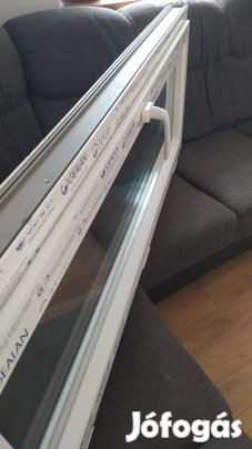 60x150-es méretű ablak eladó