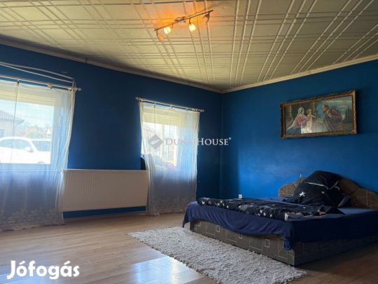 61 nm-es ház eladó Enying