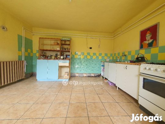 61 nm-es ház eladó Hajdúszoboszló