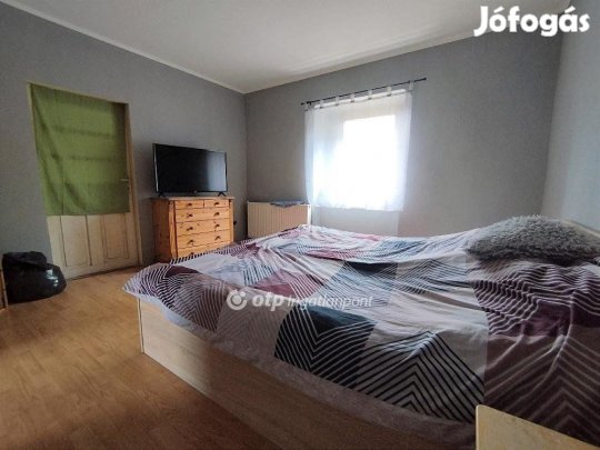 61 nm-es ház eladó Tamási