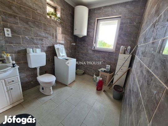 61 nm-es ház eladó Tóalmás