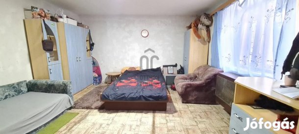 62 nm-es ház eladó Kisláng