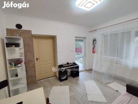 62 nm-es ház eladó Szeghalom