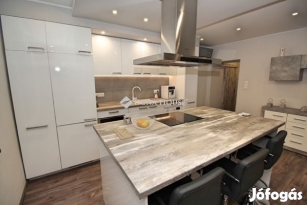 63 nm-es lakás eladó Kecskemét