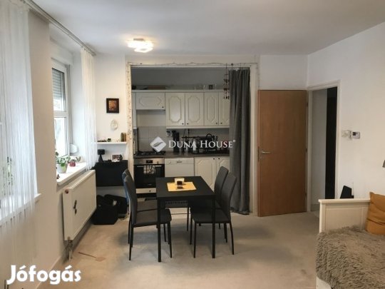 63 nm-es lakás eladó Székesfehérvár