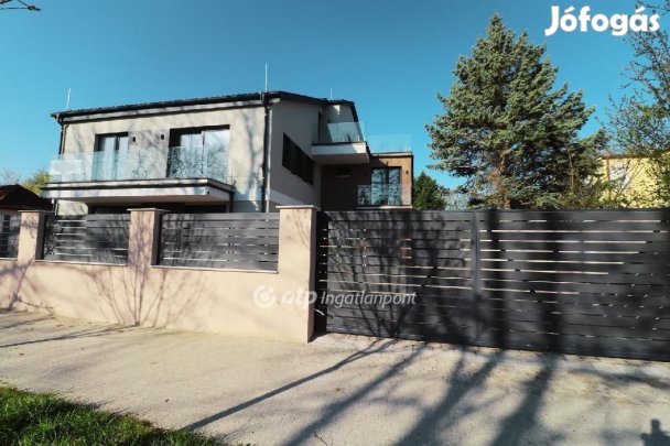 64 nm-es lakás eladó Zamárdi