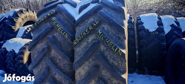 650/65R42 Michelin