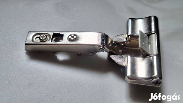 650 db ráütődő, klippes, kivetőpánt beépített fékkel