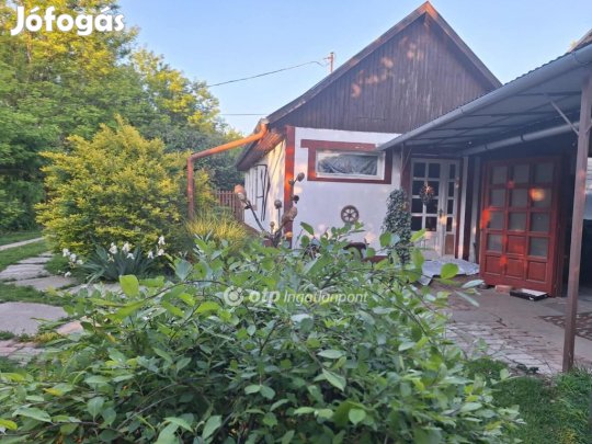 65 nm-es ház eladó Békés