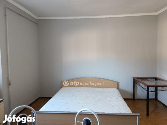 65 nm-es ház eladó Biri