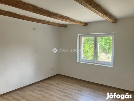 65 nm-es ház eladó Boda