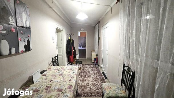 66 nm-es ház eladó Alattyán
