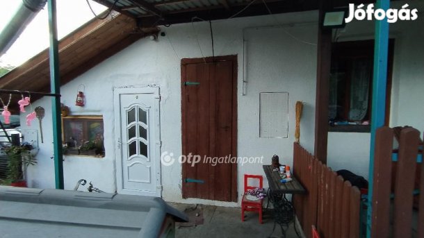 66 nm-es ház eladó Tengelic