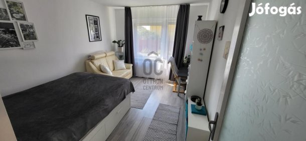 66 nm-es ház eladó Vecsés