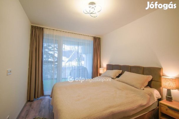 66 nm-es lakás eladó Siófok